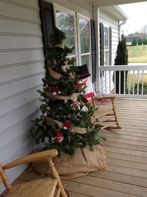 10 Small Porch Christmas Trees