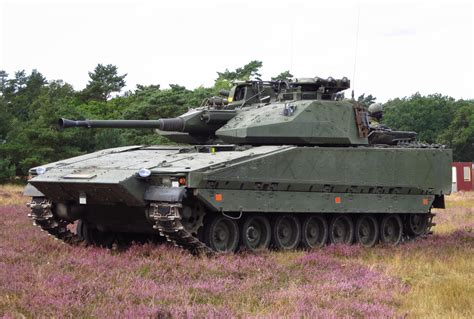 Swedish Cv90stridsfordon 90 Infantry Fighting Vehicle 3565x2406 R