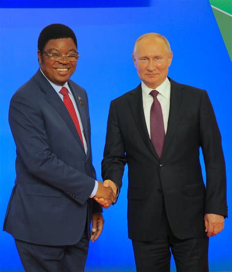 Kassim Majaliwa Akutana Na Rais Putin Wa Urusi Global Publishers