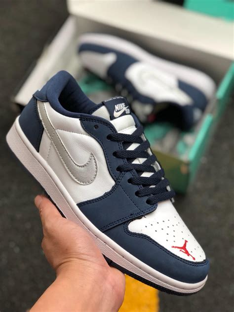 Nike Sb X Air Jordan 1 Low Midnight Navywhite Ember Glow Metallic