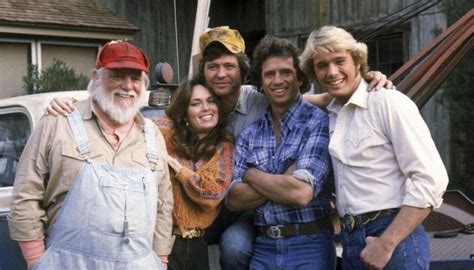Dukes Of Hazzard Cast Actors And Characters They Play In This 70s