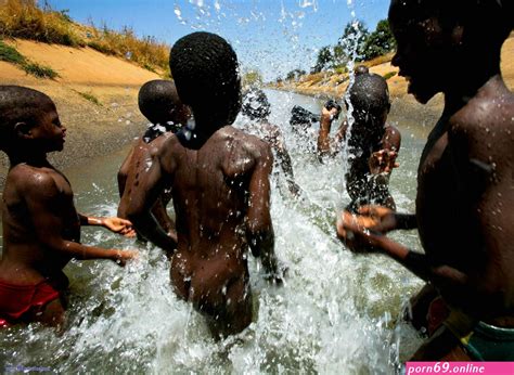 Naked Zulu Girls River Bathing Xvideos Porn69