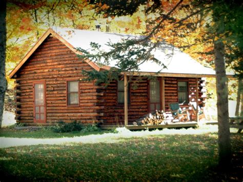 Many of these rentals offer great features such as: Cozy Log Cabins located in the Green Mountains ...