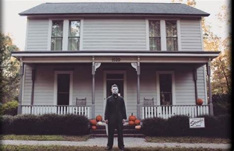 Your Chance to Live Inside a Replica of the Michael Myers House