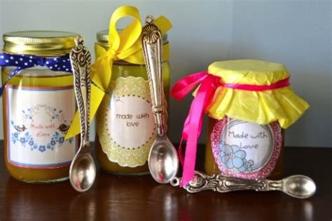 Small diy gifts for mom. DIY Gifts for Mom - ItsySparks
