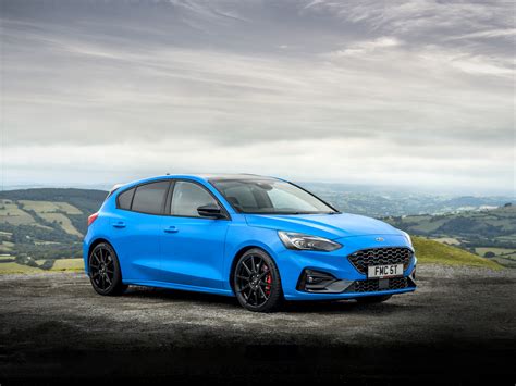 2021 Ford Focus St Edition Is A Track Focused Hot Hatch With Gt And
