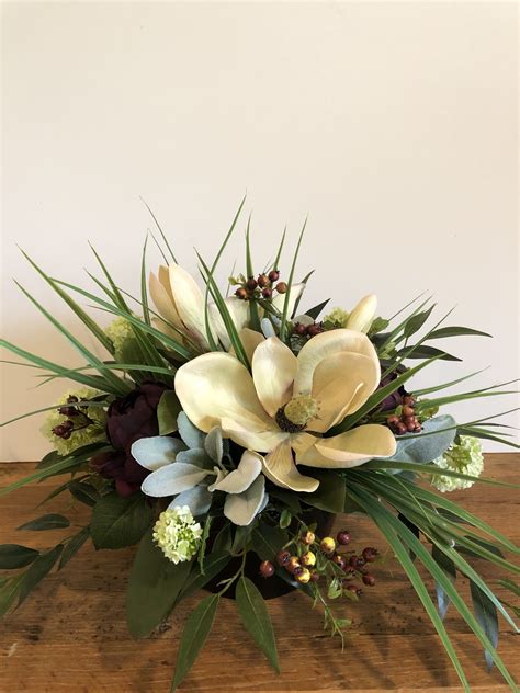 30 Dining Table Flower Centerpiece