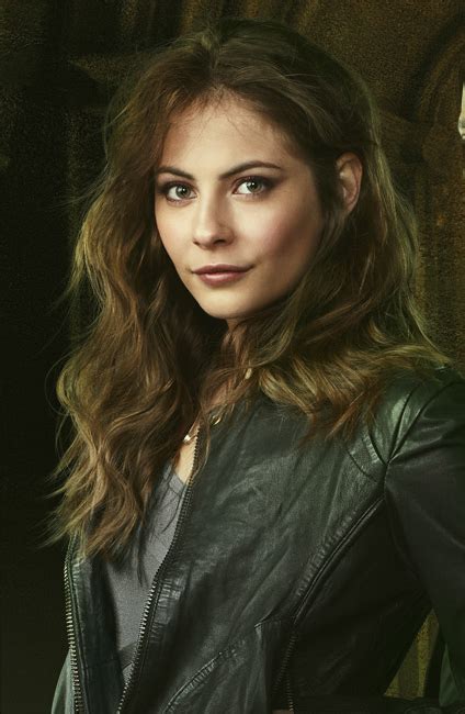 thea oliver still willa holland thea queen holland
