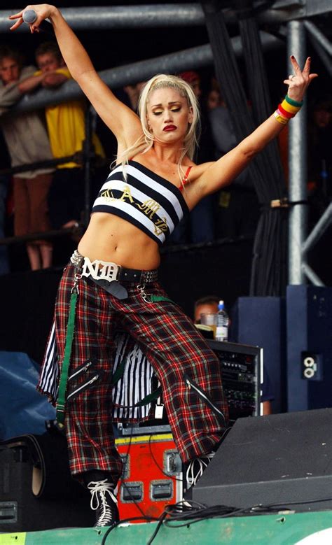 Gwen Stefani 90s Gwen Stefani No Doubt Gwen Stefani Style 2000s