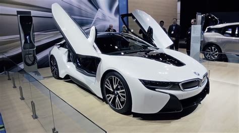 Watch The Bmw I8 Doors In Action Autoevolution