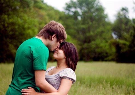 Free Download Cute Couple In Love Wallpaper Love Couple Hugging Tightly