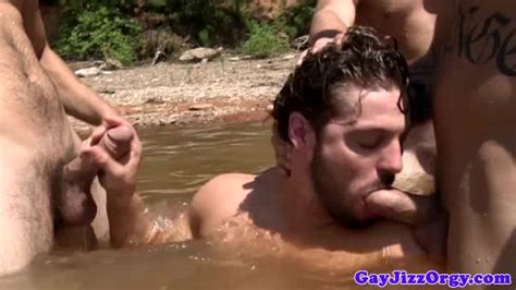 Skinny Dipping Muscled Hunks Sucked Off BabeFriendTV Com
