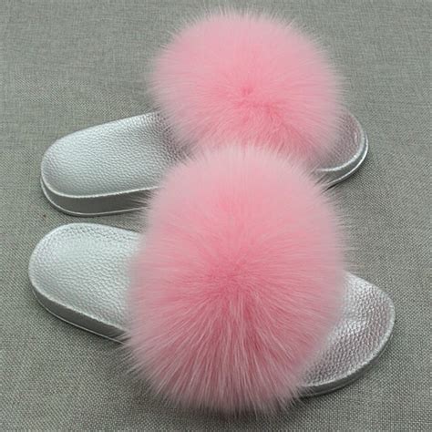 Ruiyee Ms Real Hair Slippers Luxury Fox Hair Beach Sandals Fluffy