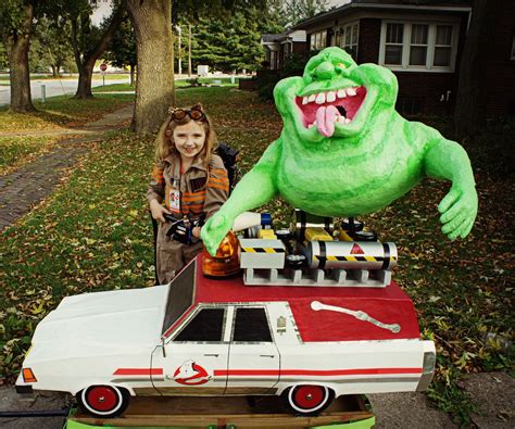 Awesome Ghostbuster With Proton Pack Slimer Ecto 1 And Ghost Trap Bag Ghostbusters Costume