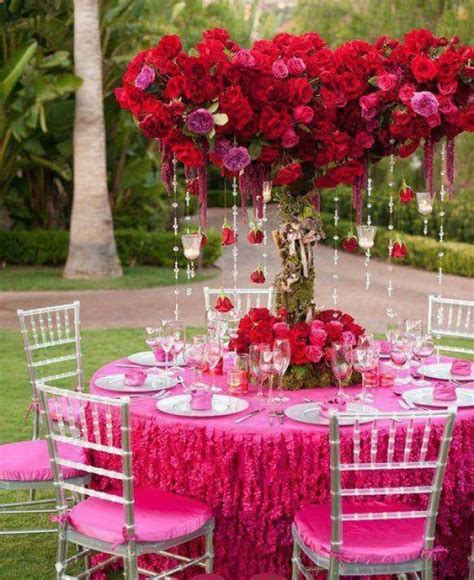 hot pink garden wedding decors ♥ red roses and diamond garland acrylic crystal beads wedding
