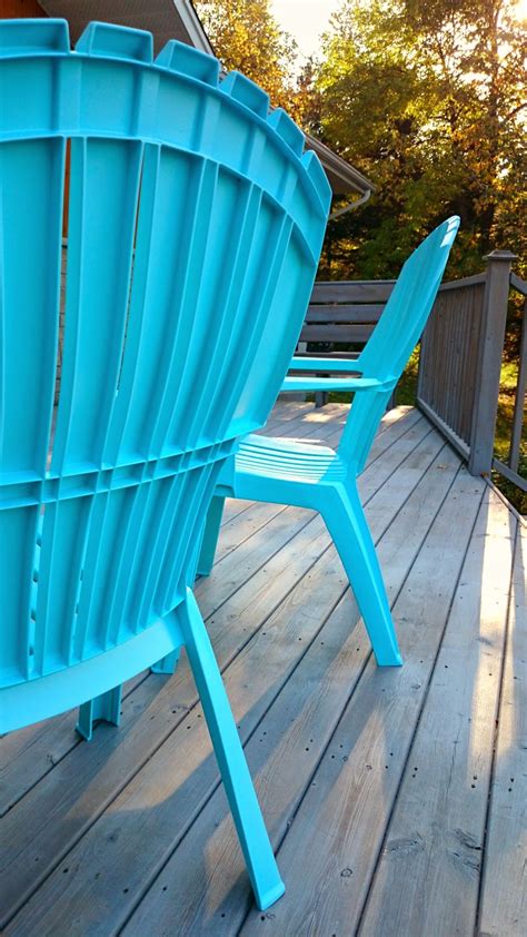 How To Spray Paint Plastic Lawn Chairs Dans Le Lakehouse