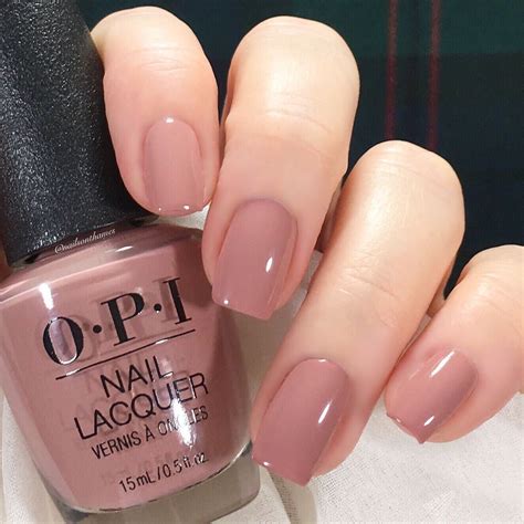 𝐄𝐝𝐢𝐧𝐛𝐮𝐫𝐠𝐡 𝐞𝐫 𝐓𝐚𝐭𝐭𝐢𝐞𝐬 opi The most neutral shade of this collection