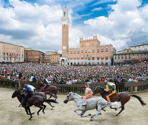 Siena Una De Las Ciudades Medievales Más Fascinantes De Italia