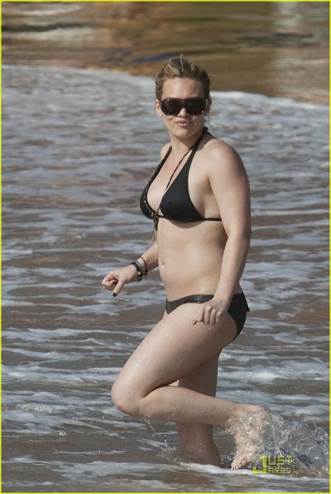 Hilary Duff Bikini Photos American Actress Hilary Duff Bikini Pics Hilary Duff Hot In Bikini