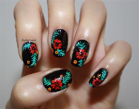 I dont do nail art on my toes too much because they dont get seen often anyway and i'm kinda lazy when it comes to bending. Tropical Flower Nails