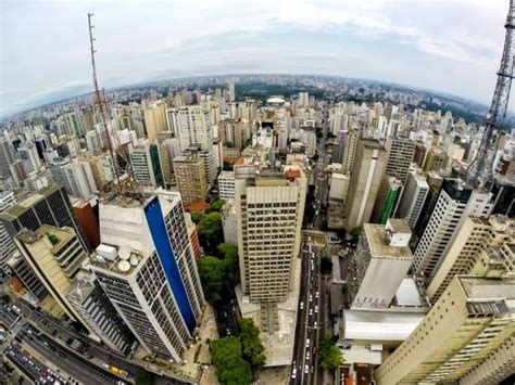 Oito municípios concentram um quarto do PIB Cidade de São Paulo cai mas ainda responde por