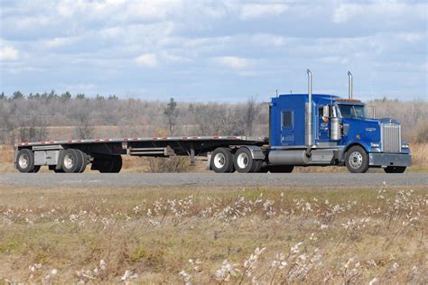 Young Kenworth With Spread Axle Flatbed Trailer Ottawa On Flickr