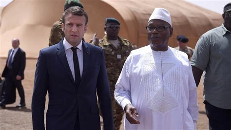 Afrique Emmanuel Macron Se Rend Au Burkina Faso En Côte Divoire Et