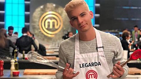 (adnsur) masterchef celebrity argentina tuvo en la noche del domingo su gran sorpresa al quedar eliminado uno de los favoritos del programa, claudio el turco garcía, quien se quebró en un llanto desconsolado al despedirse. Muere por una bala perdida Fabio Legarda, cantante y ...