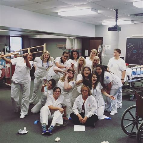 5 Ways Nursing Friends Are The Best My Life In Scrubs
