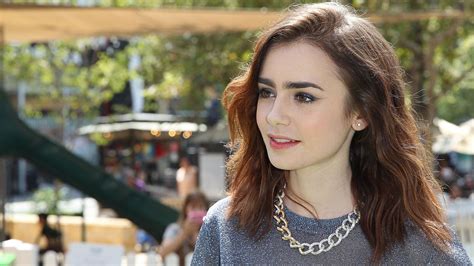 Lily Collins Forgives Dad Phil Collins In Open Letter I Was Angry