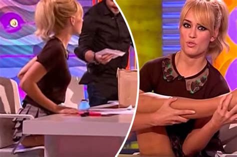 Tv Host Flashes Bare Bum In Miniskirt Wardrobe Malfunction Daily Star Sexiz Pix