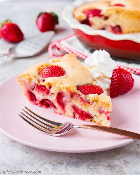 This Easy 4 Ingredient Fresh Strawberry Cake Is Delicious And Loaded With Chunks Of Strawberries
