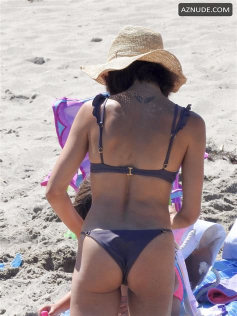 Jenna Dewan Tatum Sexy In A Lavender Two Piece Swimsuit At The Beach