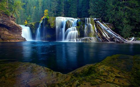 лес водопад природа река Оформление Windows 7810 темы гаджеты