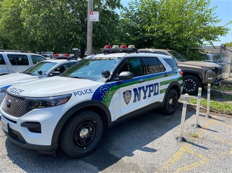 New Nypd Patrol Vehicles With Green Racing Stripes Spotted On Staten