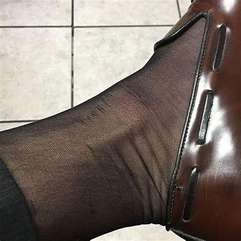 Pin De Hanson Jordel En ナイロン En 2020 Calcetines Ejecutivos Hombres Calcetines