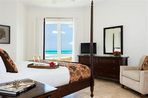 Ocean Front Luxury One Bedroom Suite West Bay Club