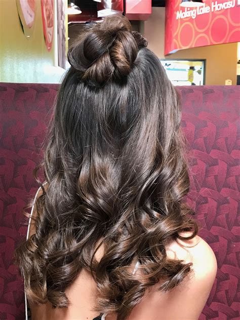 Did you know you can do that on instagram? Half up Half down prom hair # ...