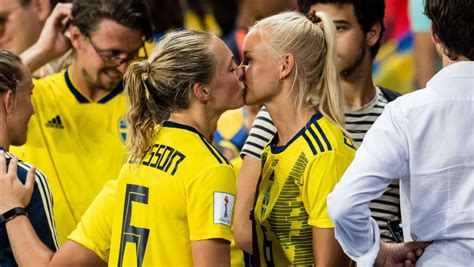 ben aquila s blog a gay kiss at women world cup in france goes viral