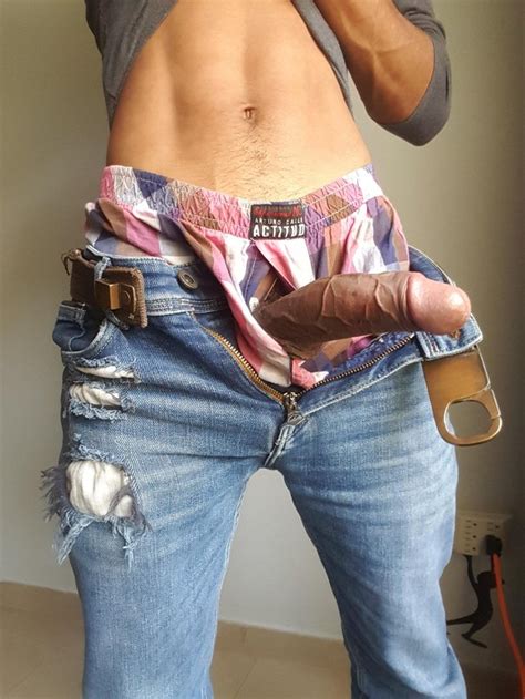 My Cock Does Not Fit Inside The Jeans