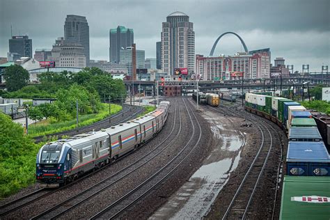 Amtrak 4632 Leads Train 313 Westbound Out Of St Louis Mo Photograph By