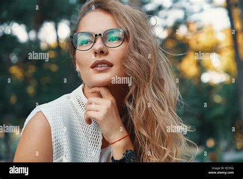 Tanned Female Model Hi Res Stock Photography And Images Alamy