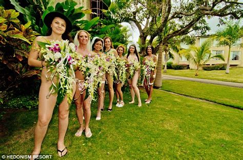 American Couples Among The Nine Who Get Married Naked In Jamaica Ceremony Daily Mail Online