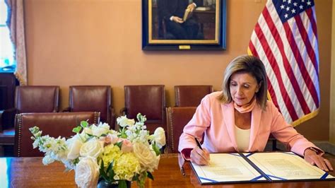 Jun 15, 2021 · members of the texas democratic congressional delegation join speaker nancy pelosi for a press conference on protecting the right to vote in texas. Pelosi said that Congress may be far from passing a stimulus bill | The Wallet Personal Finances