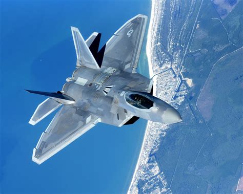 Military And Commercial Technology Lockheed Pitching F 22f 35 Hybrid