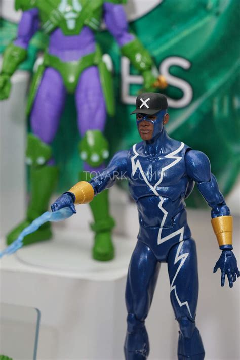 Enjoy unlimited streaming access to original dc series with new episodes available weekly. SDCC 2015 - Static Shock DC Icons Figure - The Toyark - News