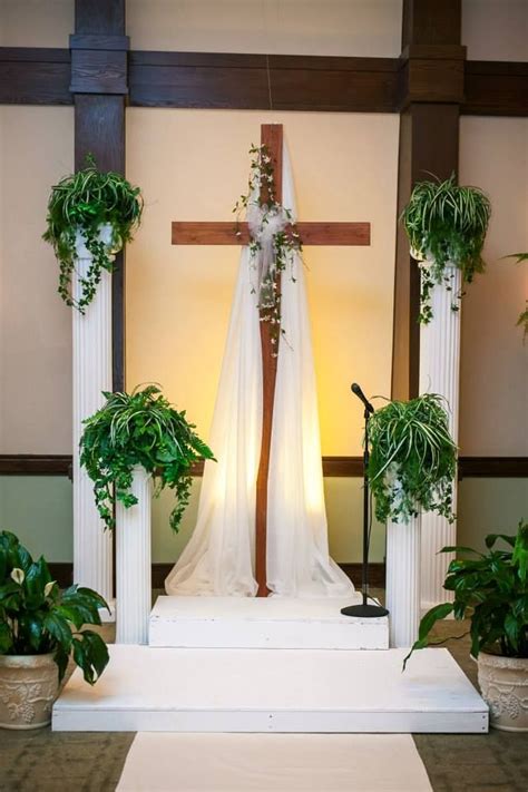 Cross Altar By Lemon Drops Weddings And Events Church Altar