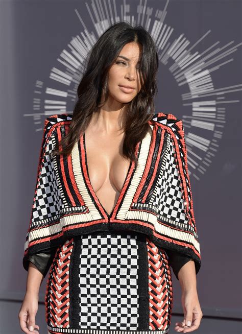 Kim Kardashian Demands Up To 1M For An Endorsement Leaked Emails