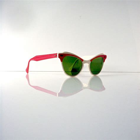 50s Sunglasses Mad Men Beach Chic Redwhite Cat Eye With Green