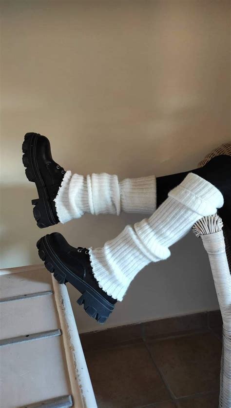 Boots With Leg Warmers Leg Warmers Outfit Rock Star Outfit Ski Outfit Warm Outfits Girly